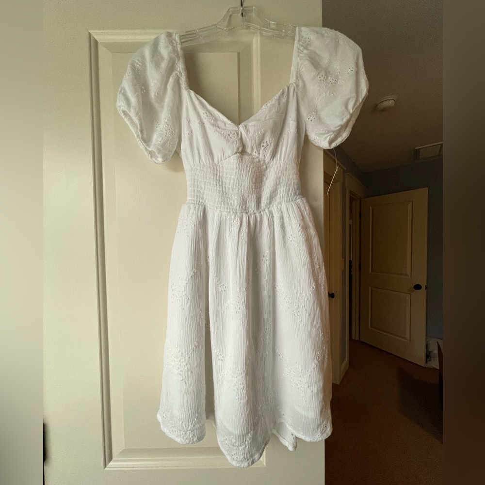 Hollister white dress, nwt